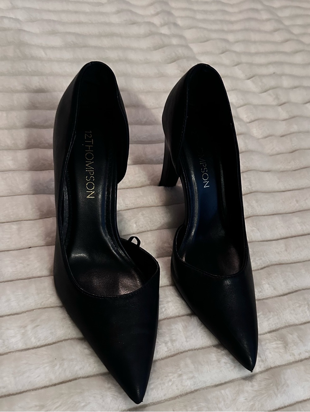 12.1 Thompson Classic Black Pointed-Toe Stiletto Pump